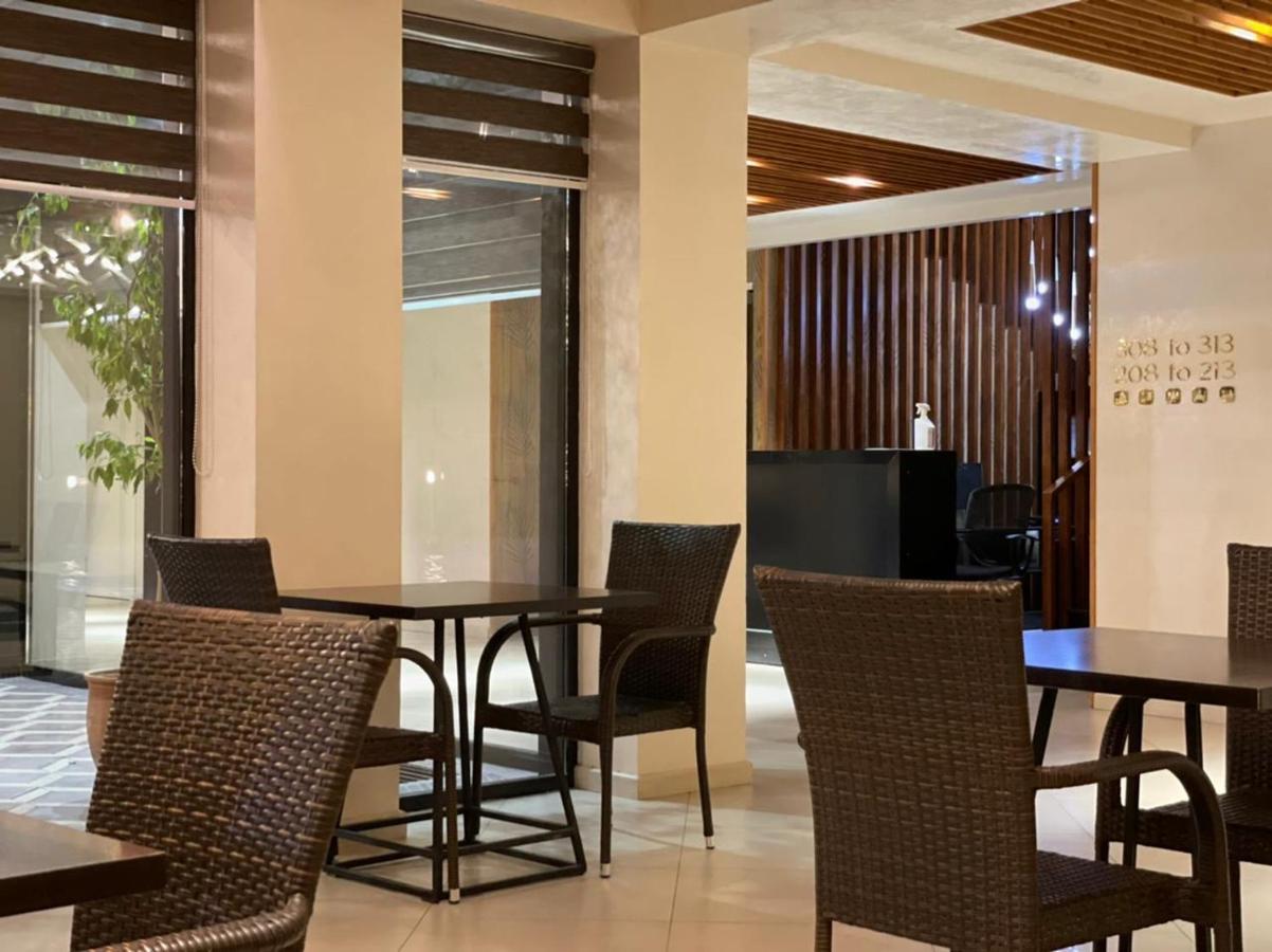 Barhat Hotel & Spa Taraz Bagian luar foto